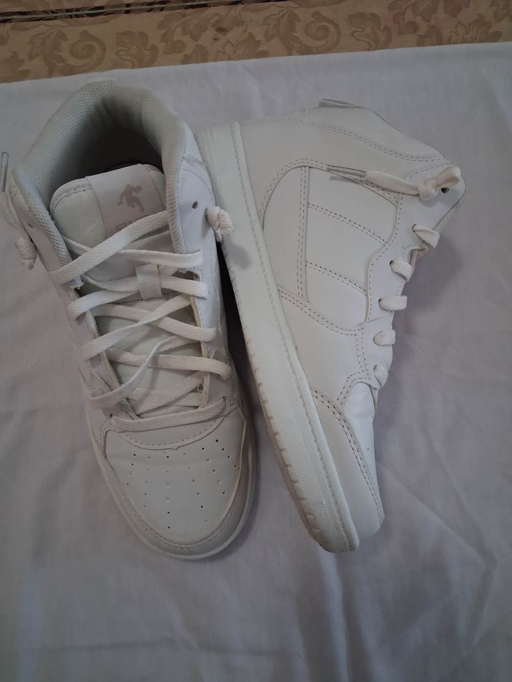 And1 Kids White High-Top Sneakers